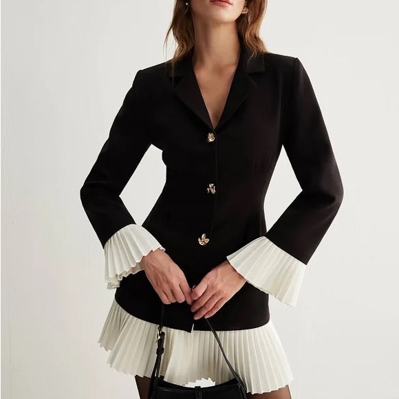 Elegant Black Women's Jacket - Picture 6 of 6